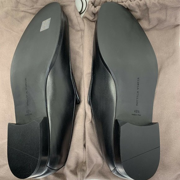 BOTTEGA VENETA BLACK WOVEN LEATHER LOAFERS